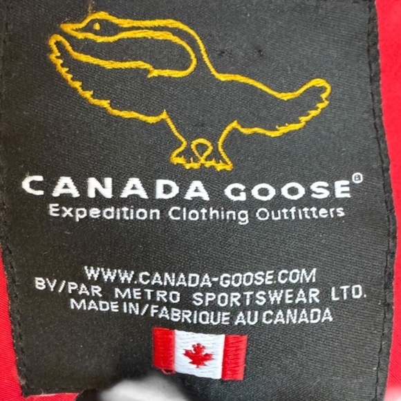 AUTHENTIC Canada Goose Men’s Expedition Parka (Red) MEDIUM - Picture 14 of 16